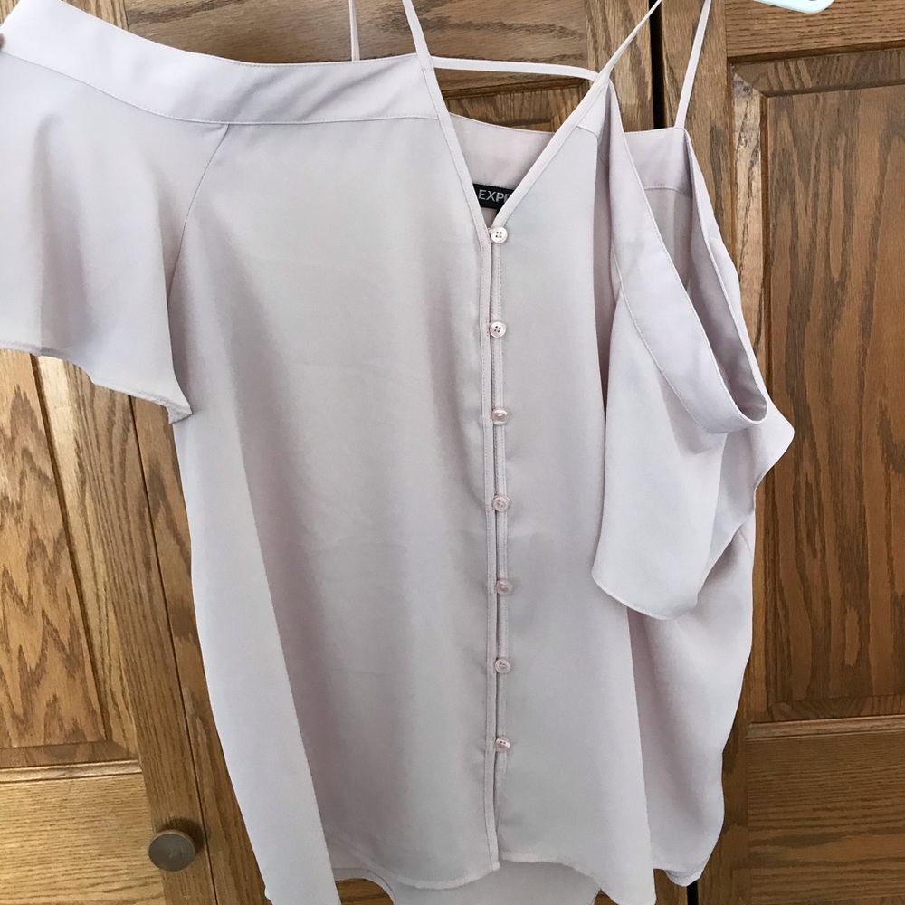 Off the shoulder flowy shirt